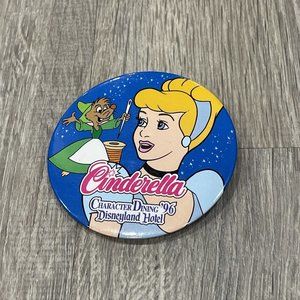 Disney Character Dining 1996 Cinderella Disneyland Hotel Pin Button PB13